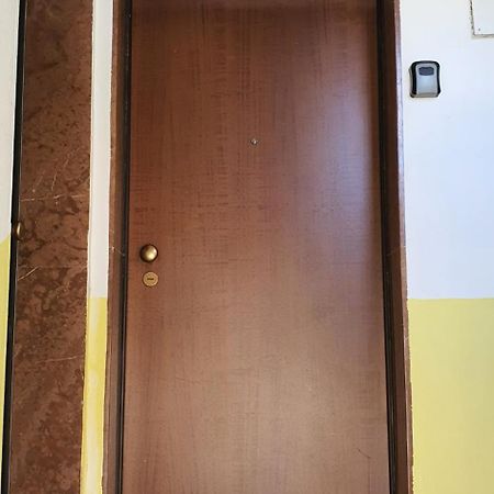 Center Apartment Τίρανα Εξωτερικό φωτογραφία