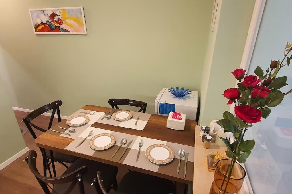 Center Apartment Τίρανα Εξωτερικό φωτογραφία