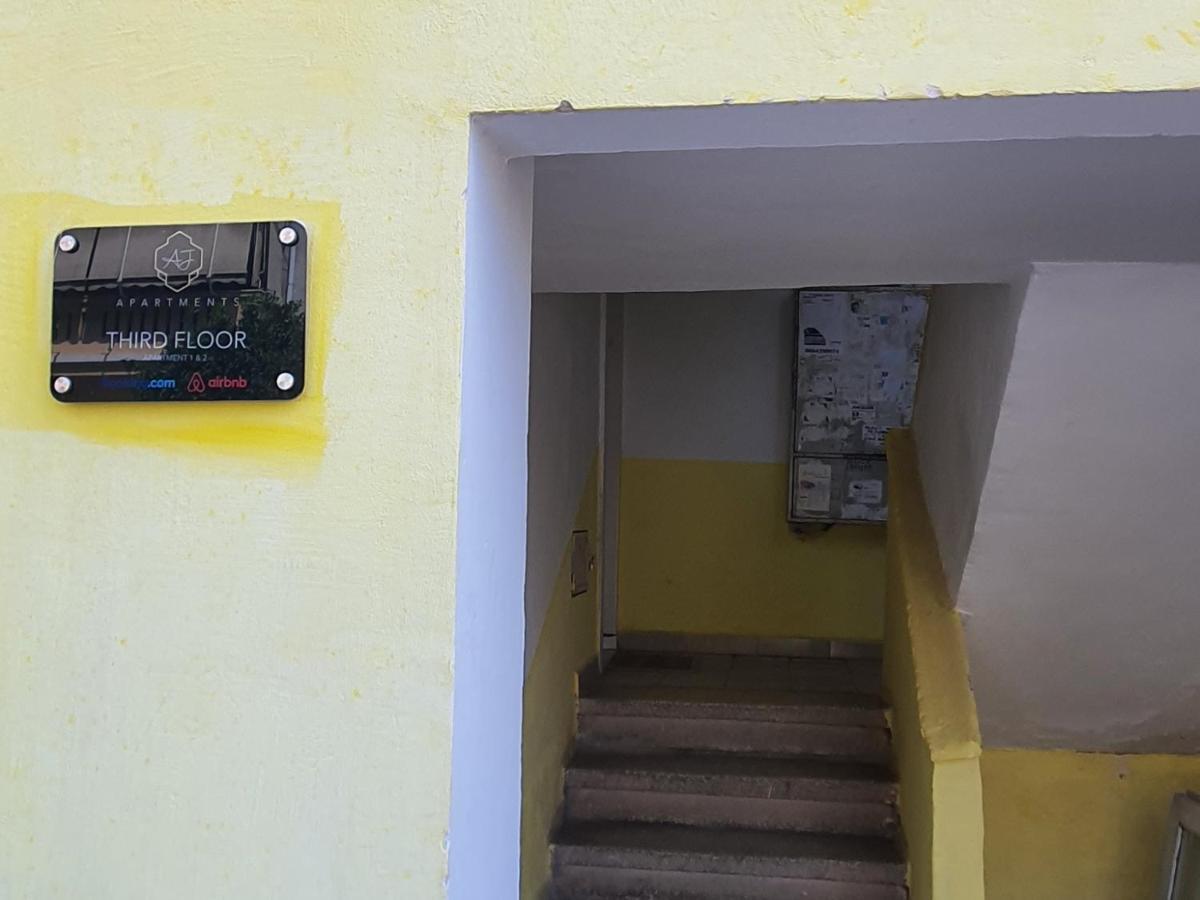 Center Apartment Τίρανα Εξωτερικό φωτογραφία